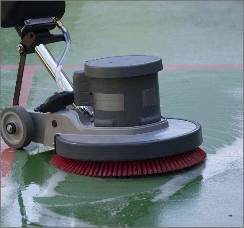 Reinigungsarbeiten – Bodenreinigung mit Einscheibenmaschine